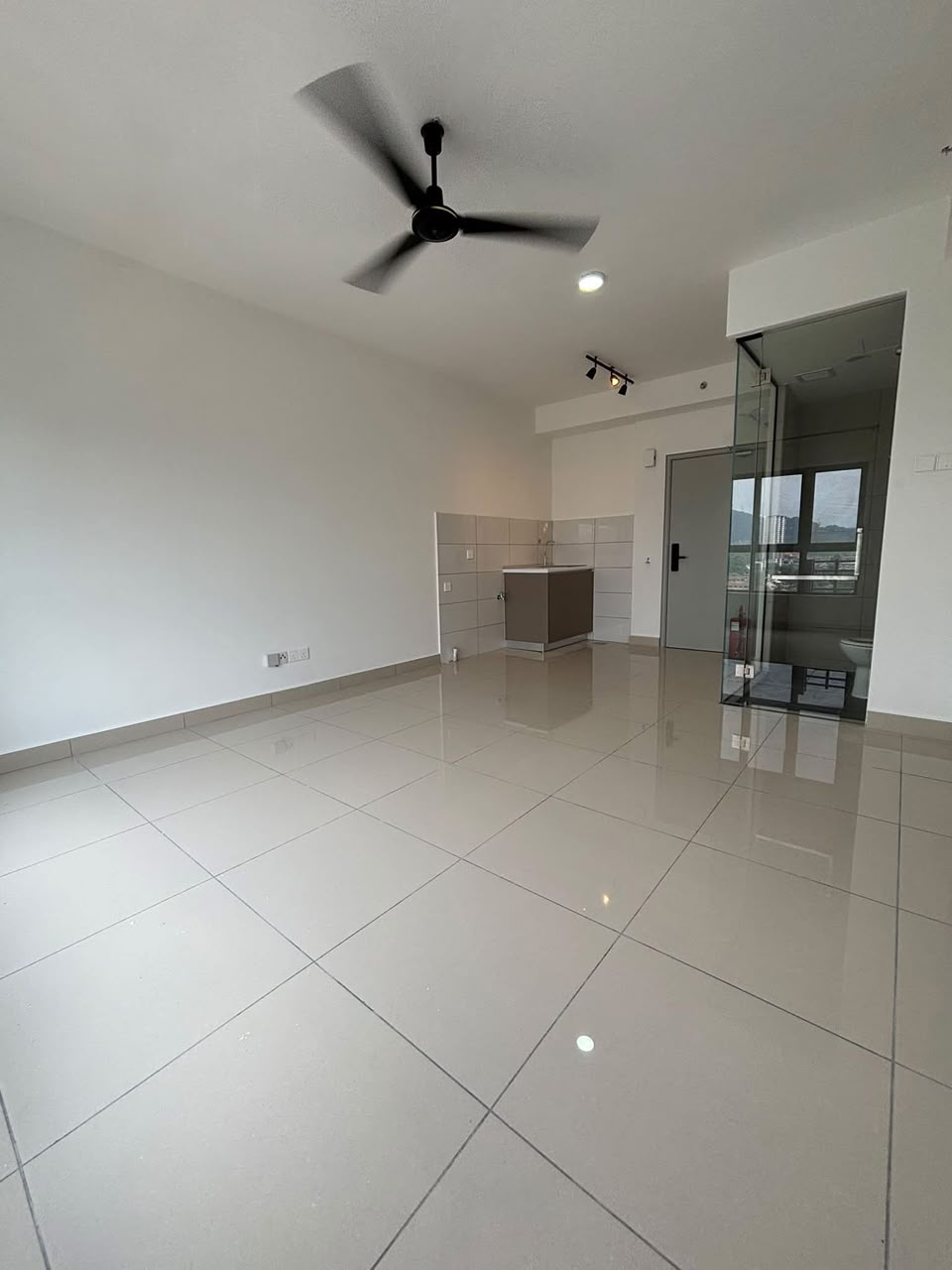 Studio Astrum Ampang Walking Distance ke LRT Jelatek